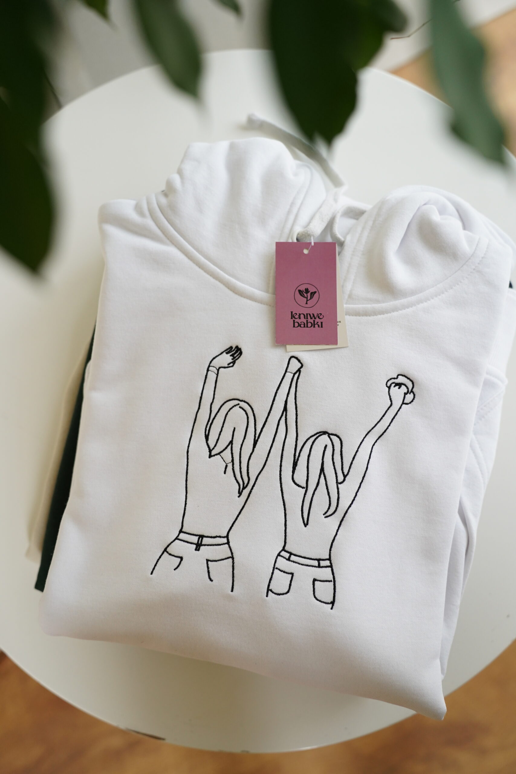 WŁASNY PROJEKT Personalizowana bluza / koszulka- outline - obrazek 8