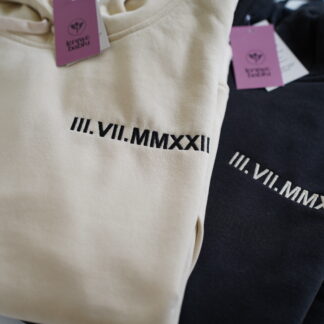 Własna data i inicjał